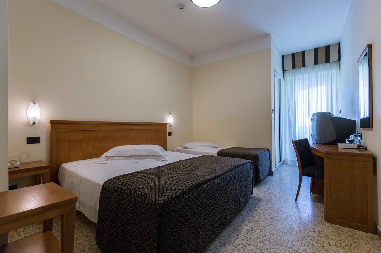 Nautilus Otel Riccione Dış mekan fotoğraf